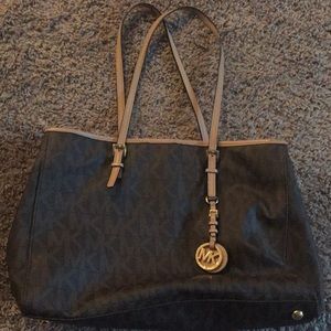 Michael Kors tote